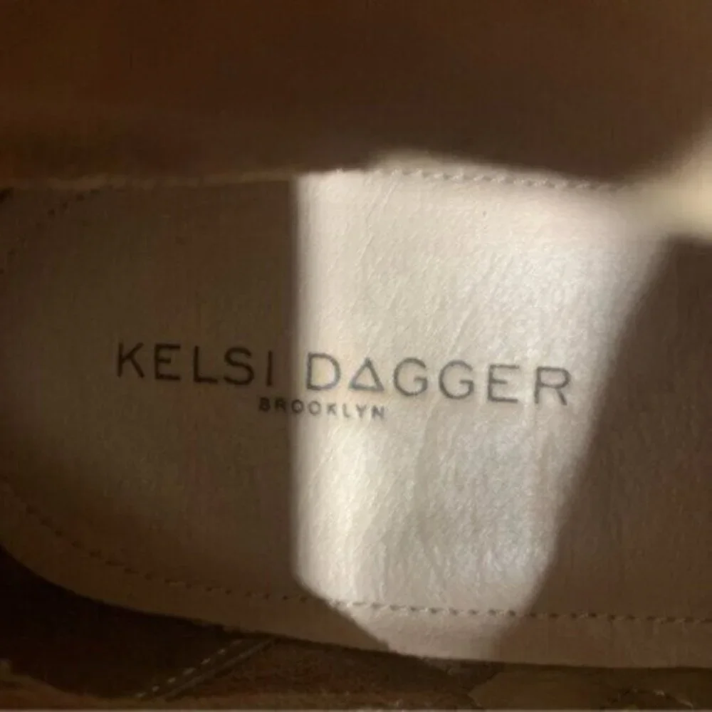Kelsi Dagger Cliff Mocha Brown Suede Pointed Toe Block Heel Western Ankle Boots